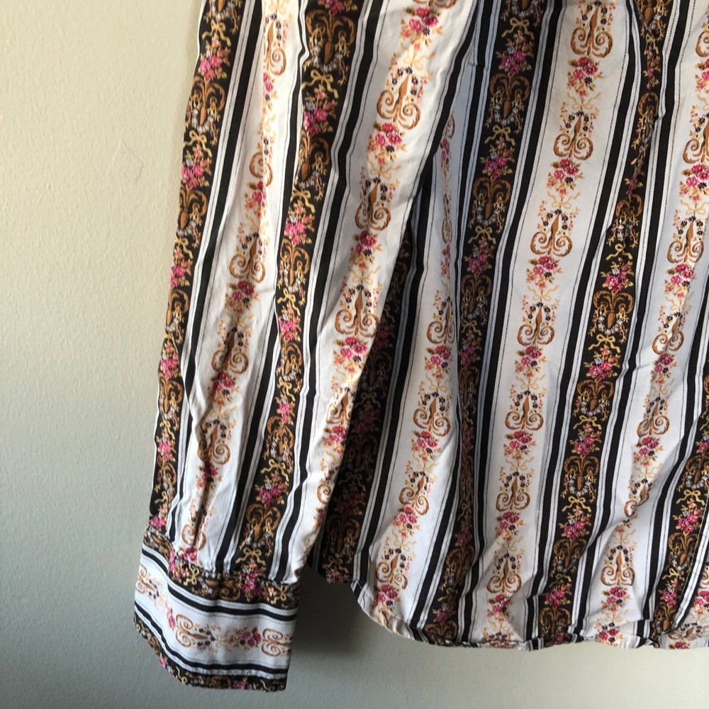 Lucky Brand Printer Button Down Top - image 4